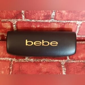 𝘽𝙀𝘽𝙀 𝙃𝙖𝙧𝙙 𝘾𝙡𝙖𝙢𝙎𝙝𝙚𝙡𝙡 𝙂𝙡𝙖𝙨𝙨 𝘾𝙖𝙨𝙚